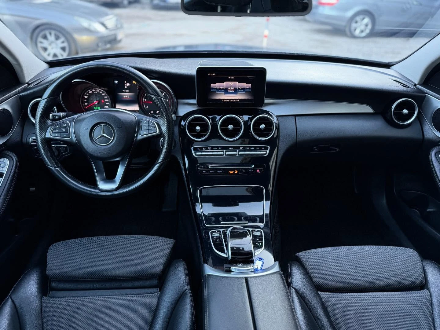 Mercedes-Benz C 220 – fotografija 8