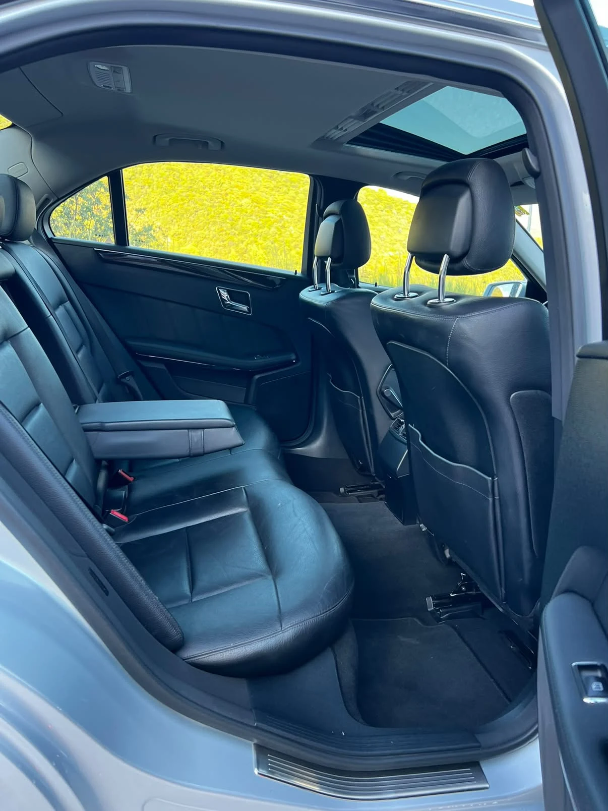 Mercedes-Benz E 220 – fotografija 9