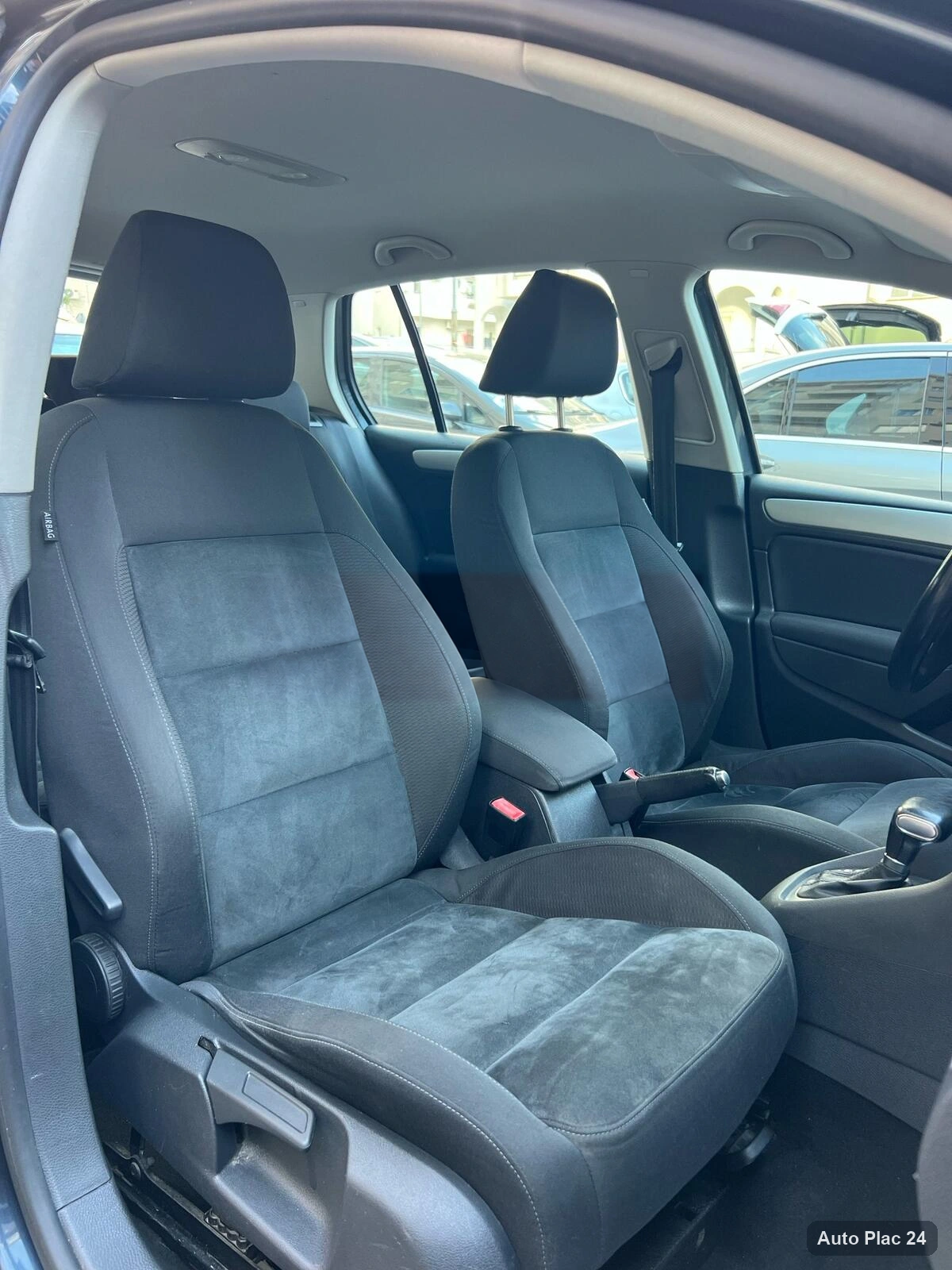 Volkswagen Golf 6 2.0 TDI DSG – fotografija 14