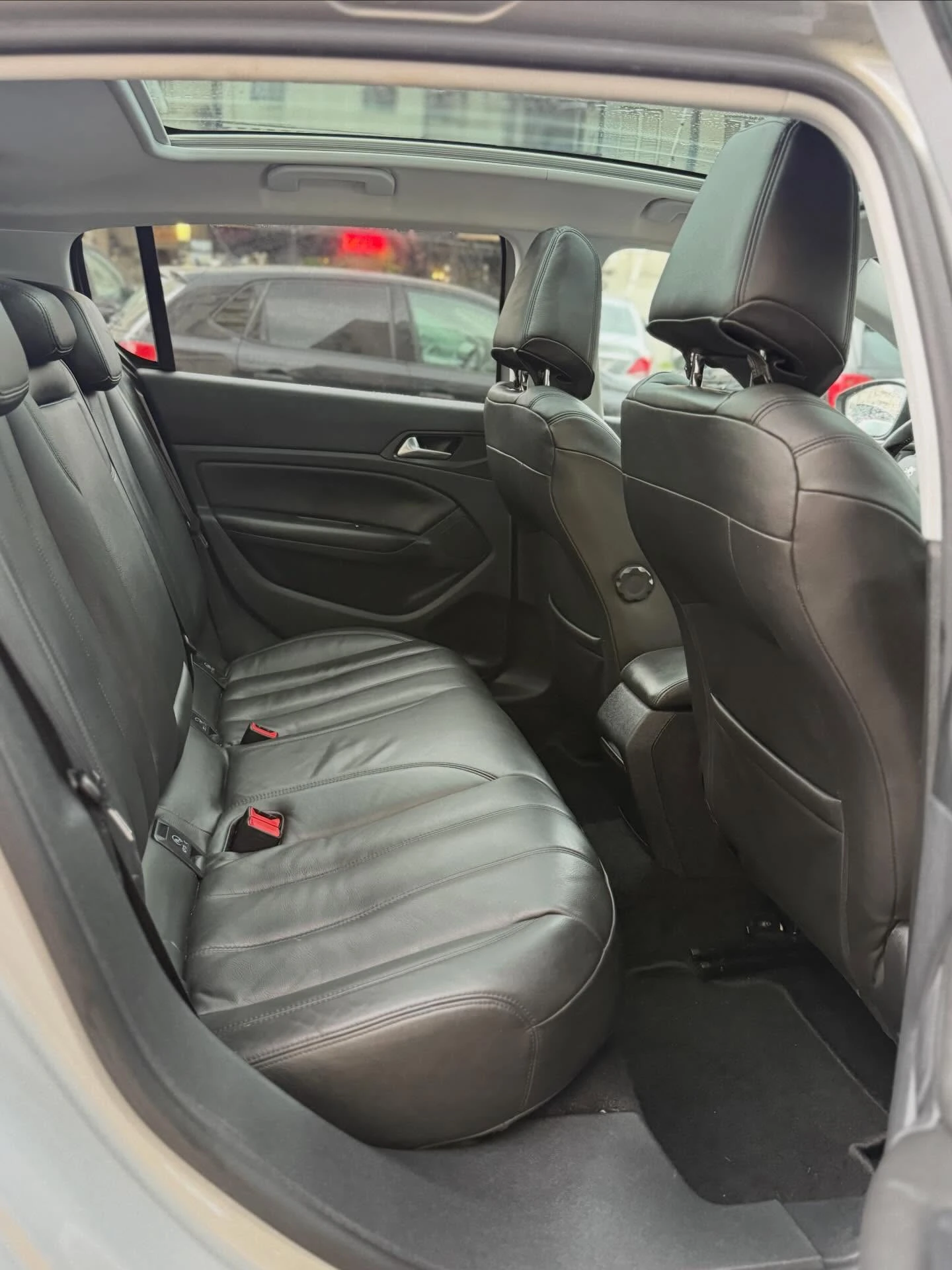 Peugeot 308 – fotografija 11