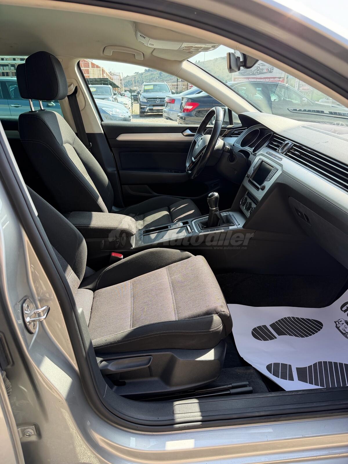 Volkswagen Passat – fotografija 12