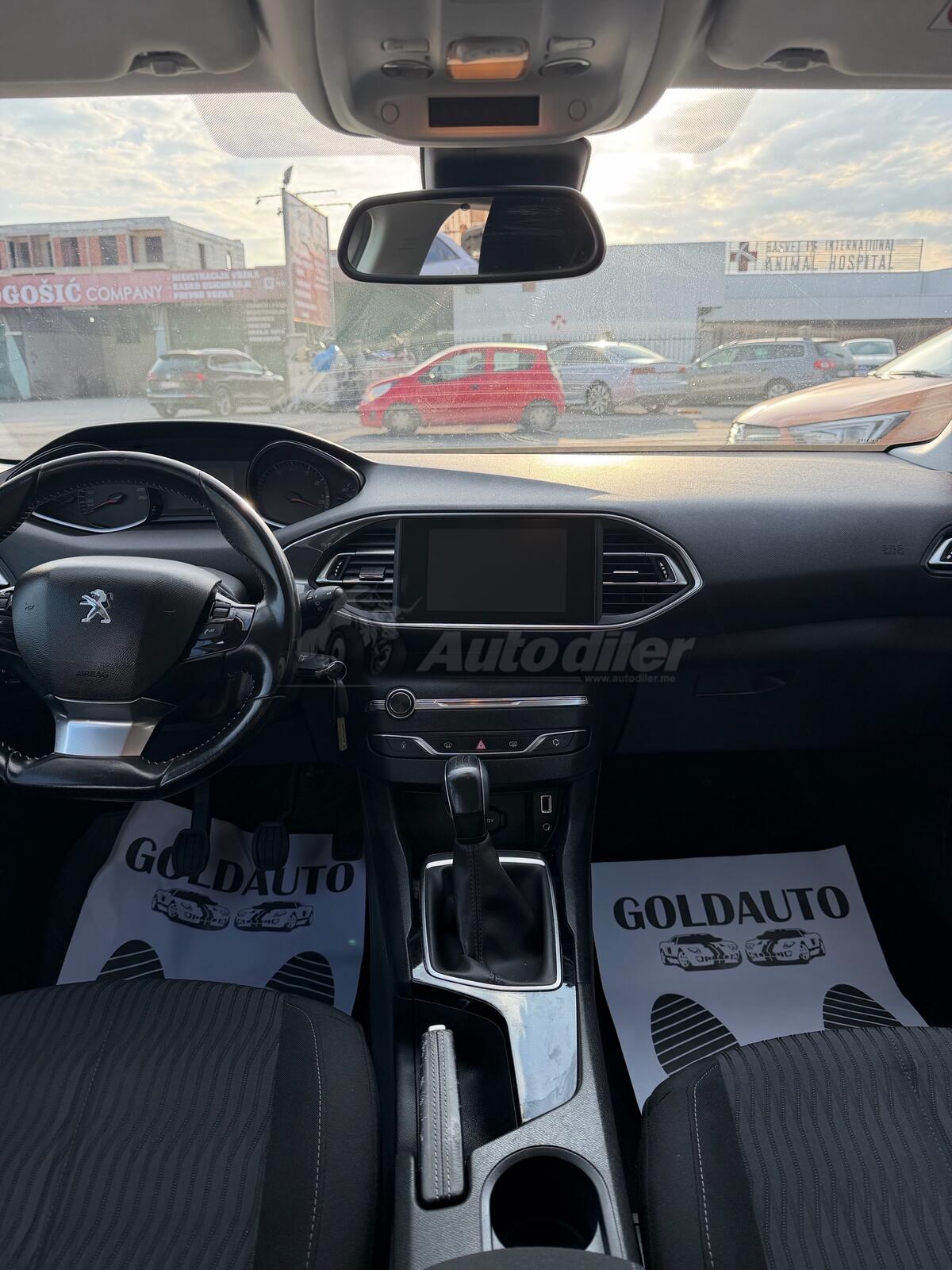 Peugeot 308 – fotografija 14