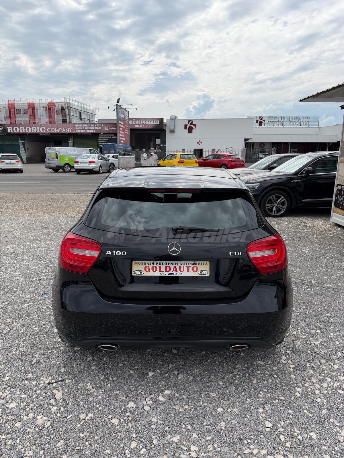 Mercedes-Benz A 180 – fotografija 9
