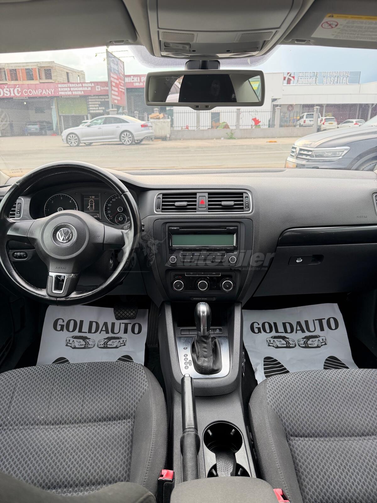 Volkswagen Jetta – fotografija 9