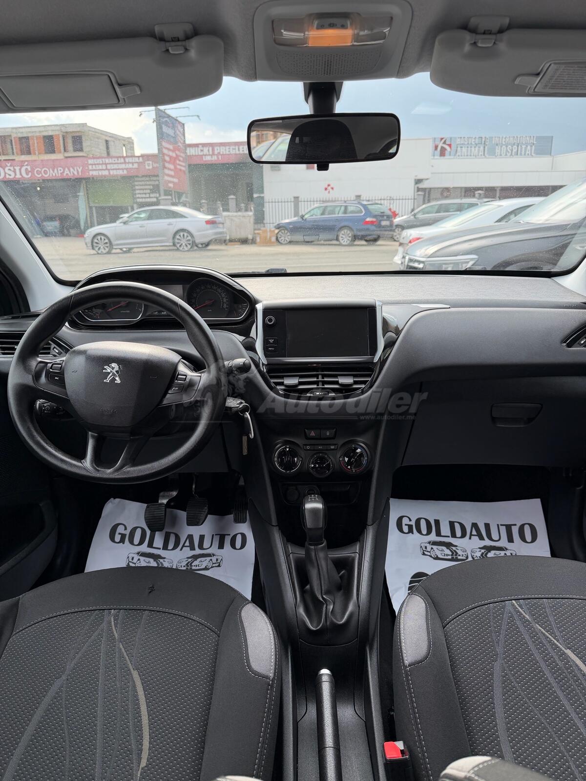 Peugeot 208 – fotografija 14