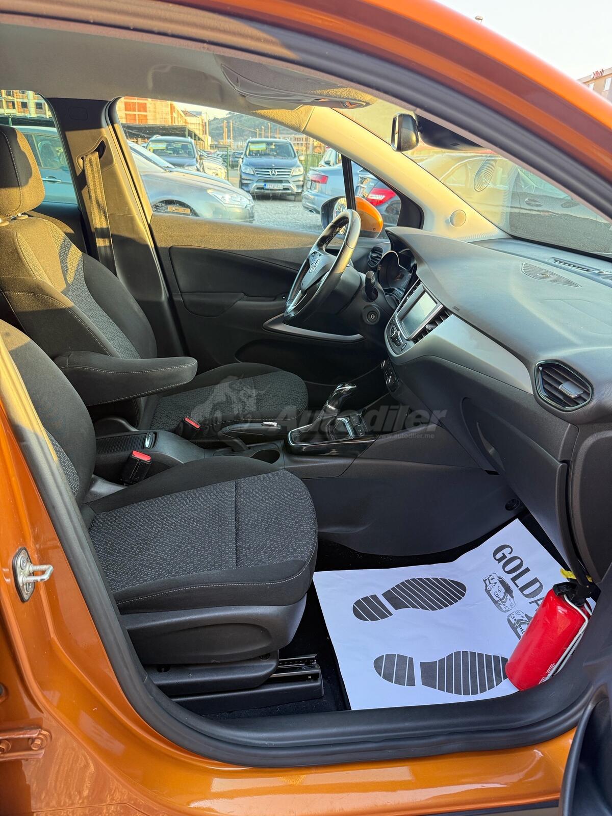 Opel Crossland X – fotografija 13