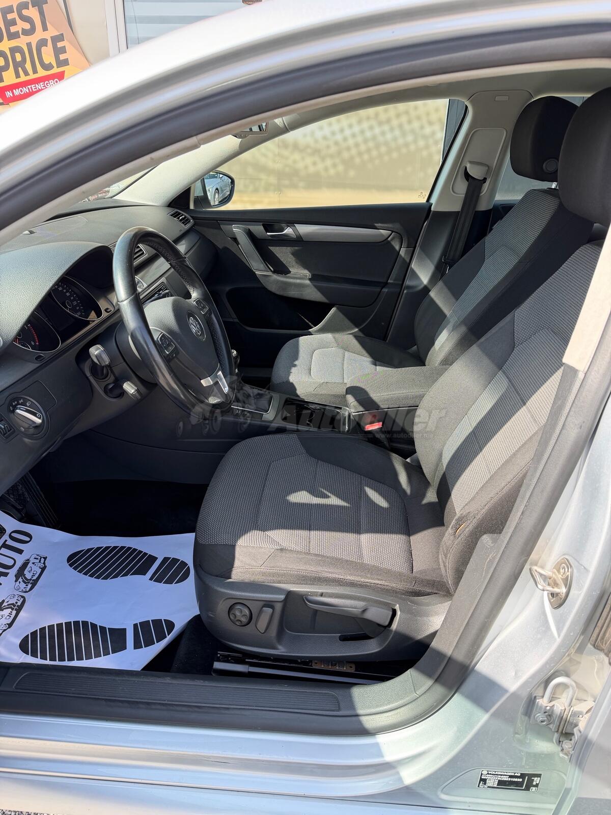 Volkswagen Passat – fotografija 13