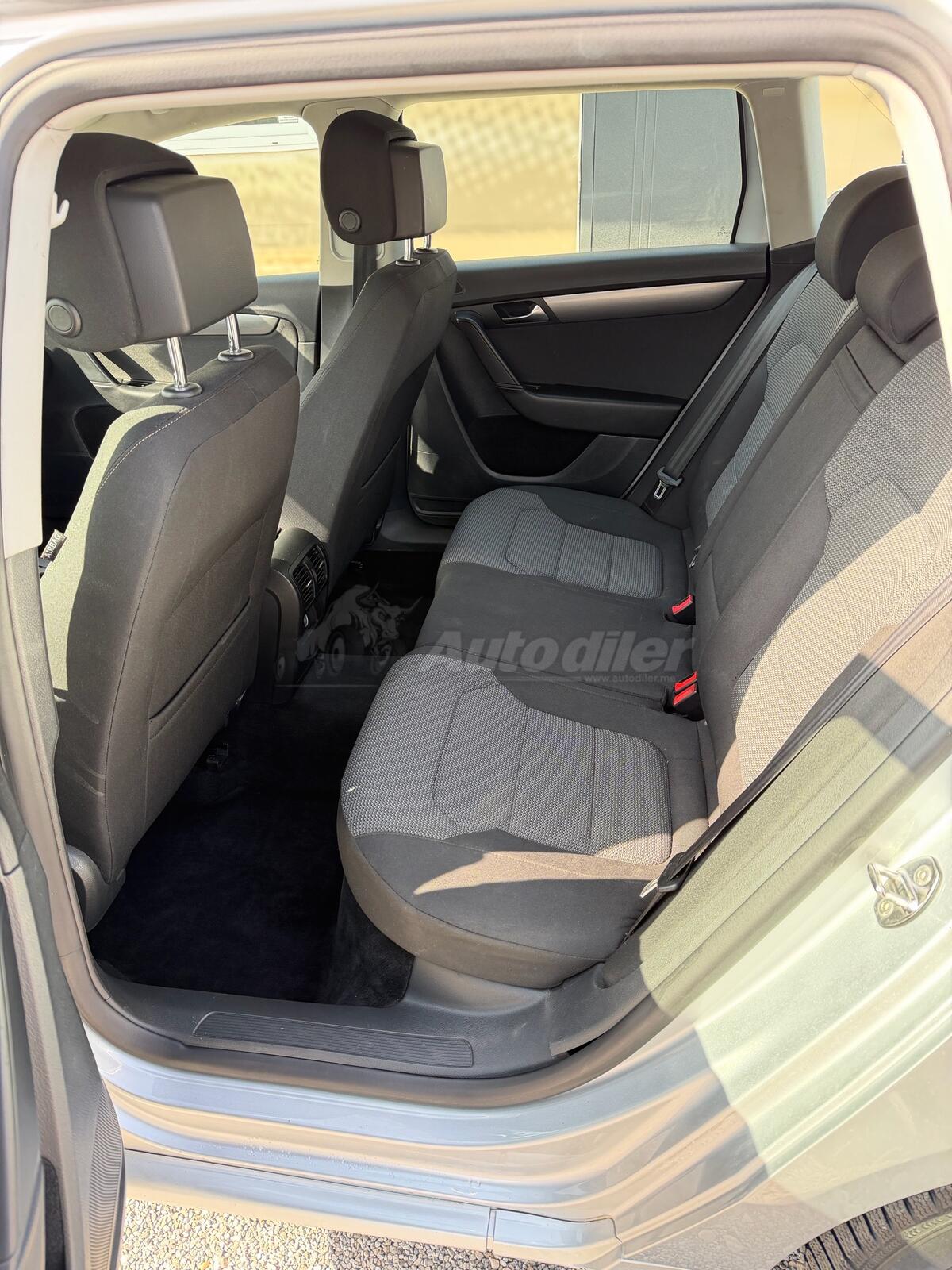Volkswagen Passat – fotografija 12