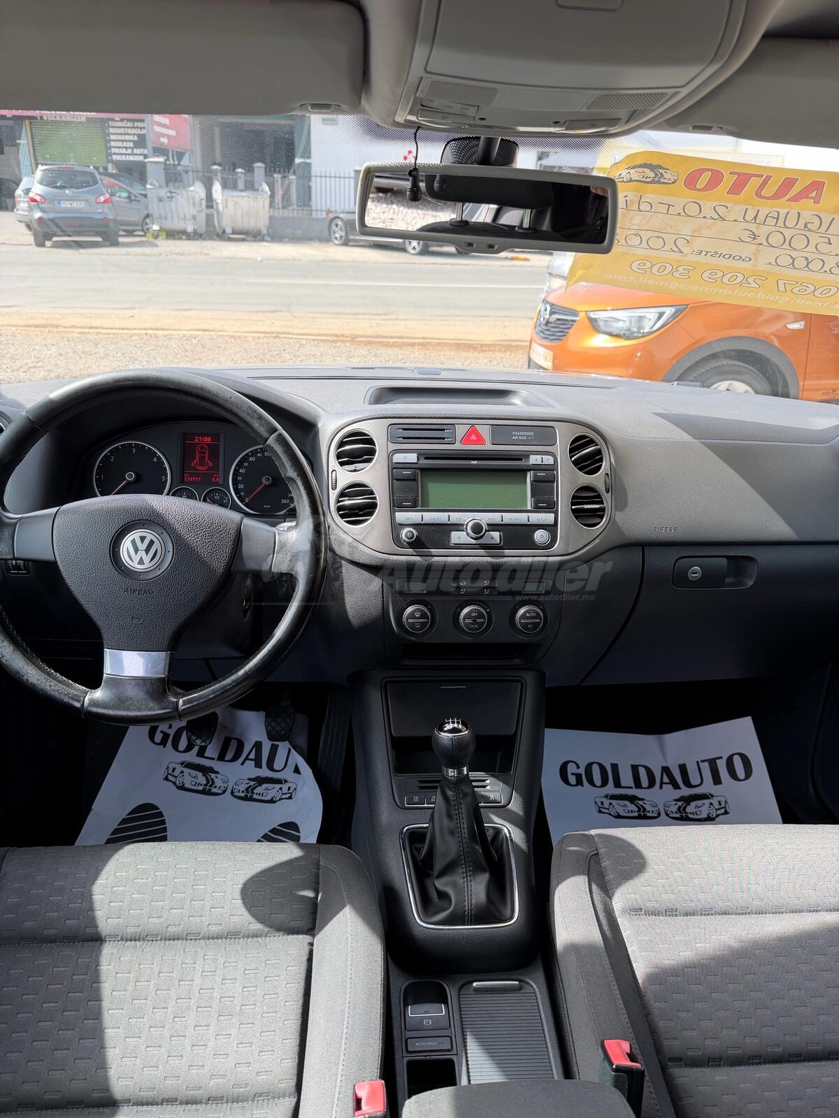 Volkswagen Tiguan – fotografija 15