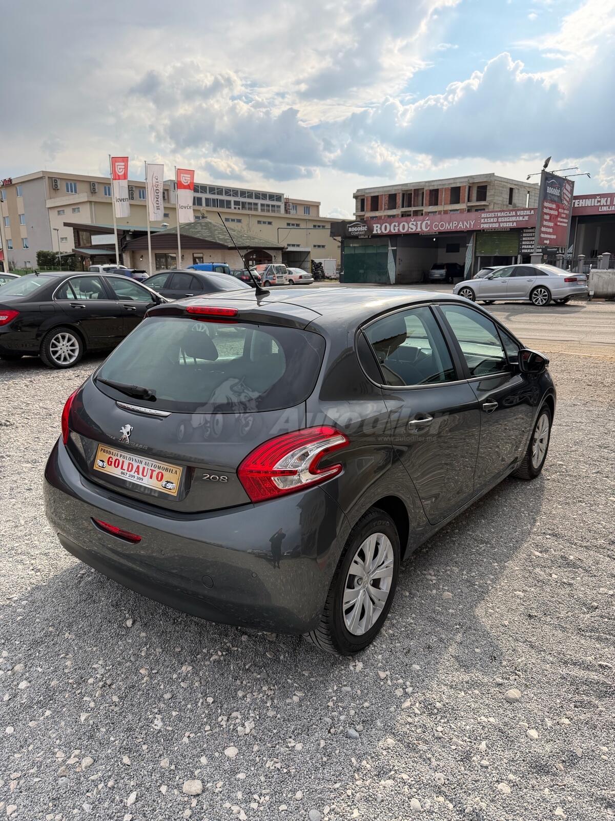 Peugeot 208 – fotografija 6