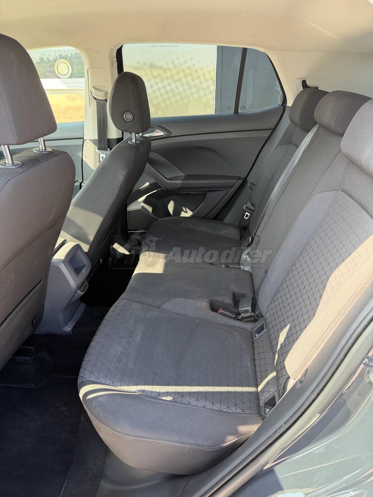 Volkswagen T-Cross – fotografija 11