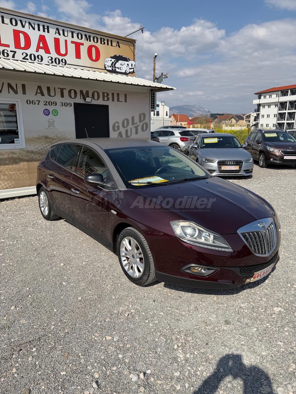 Lancia Delta – fotografija 15