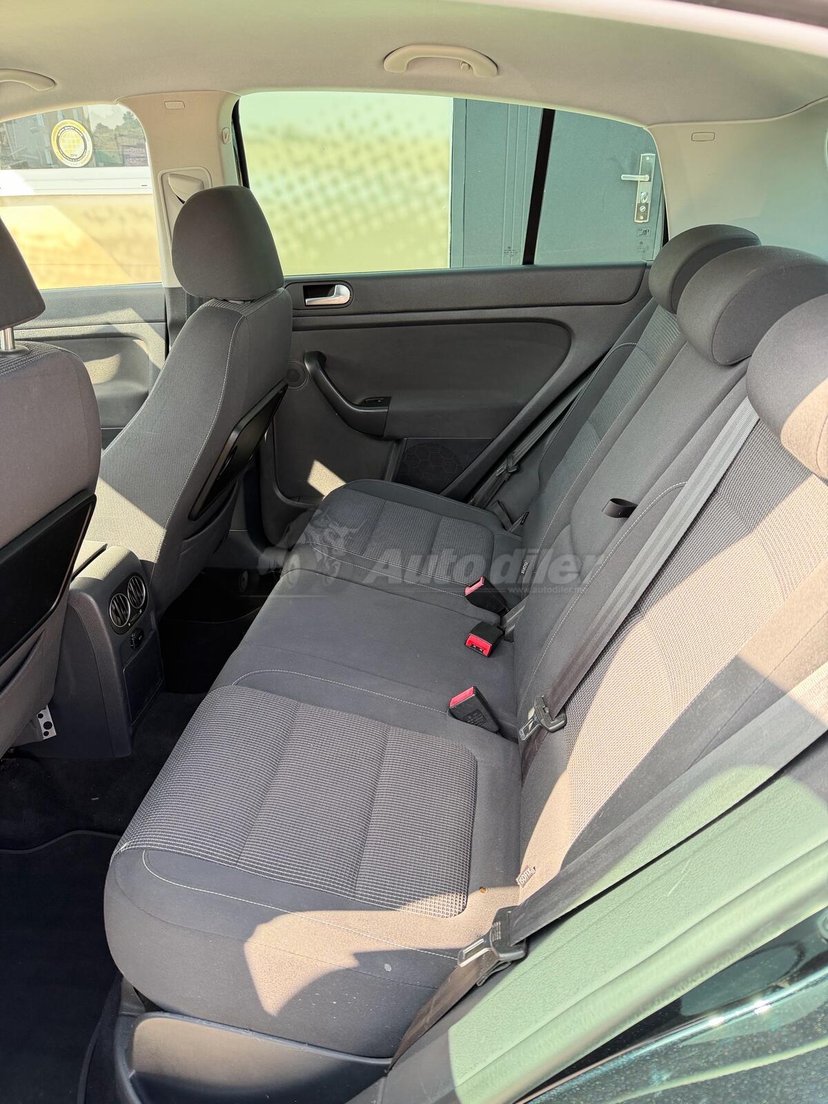 Volkswagen Golf – fotografija 11